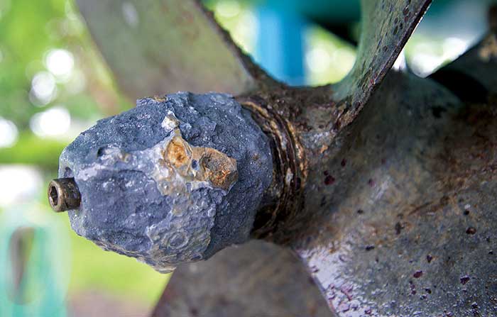 Deteriorated anodes causing corrision on boat propeller