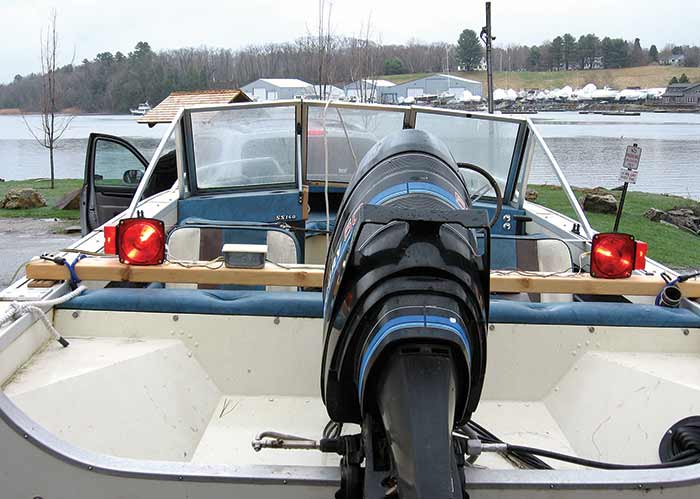 Light bar on trailer