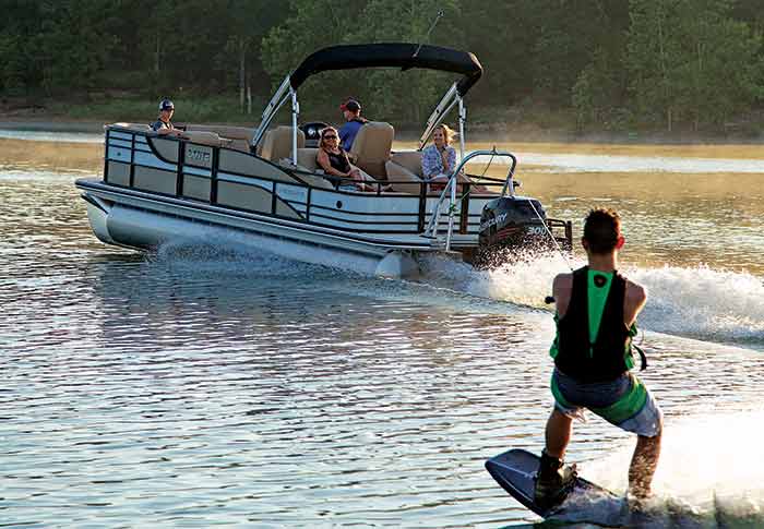 Lowe Retreat 250 RFL