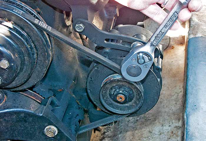 Alternator belt tightening step 4
