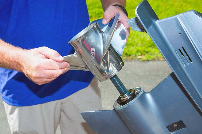 Changing a boat prop