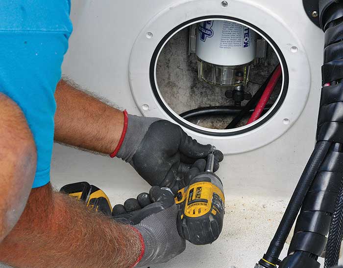 Secure deckplate base