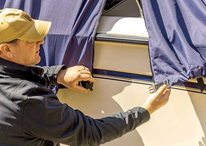 Boat cover zipper